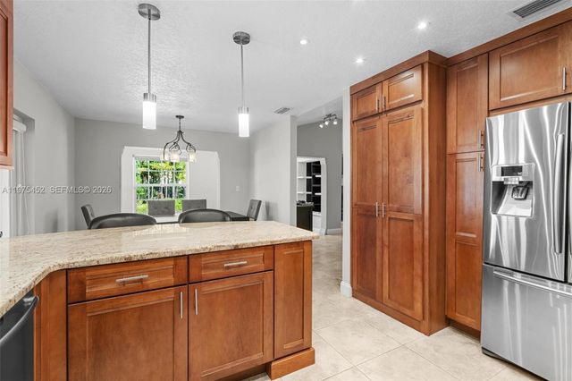 12755 SW 60th Ln, Miami, FL 33183