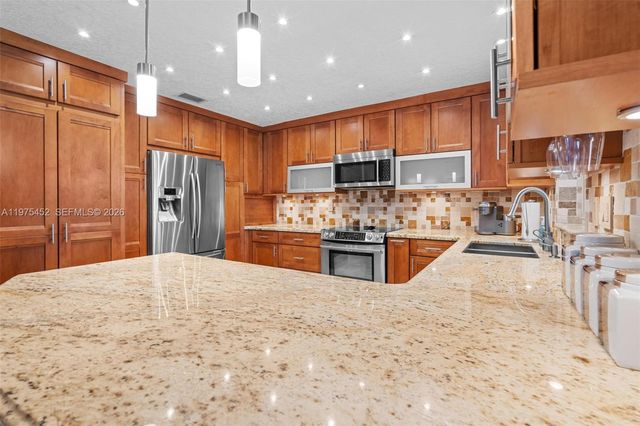 12755 SW 60th Ln, Miami, FL 33183