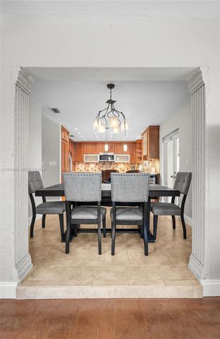 12755 SW 60th Ln, Miami, FL 33183