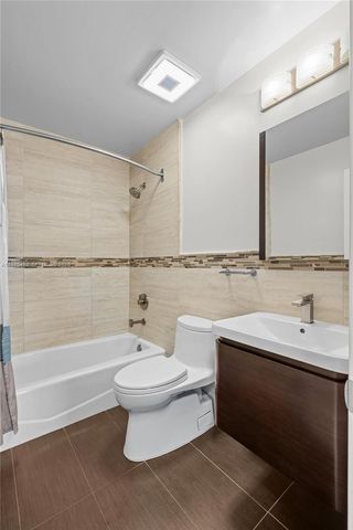 12755 SW 60th Ln, Miami, FL 33183