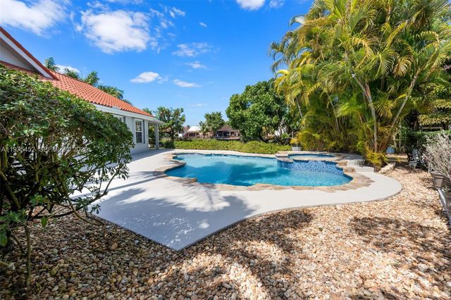 12755 SW 60th Ln, Miami, FL 33183