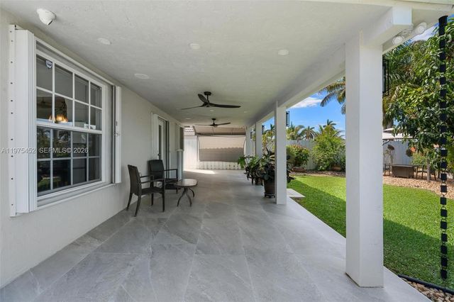 12755 SW 60th Ln, Miami, FL 33183