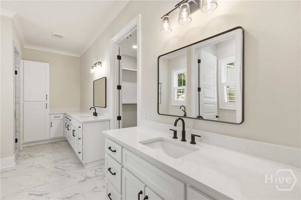 Image 39 of property listing at 73 Cane Patch Lane, Richmond Hill, GA 31324