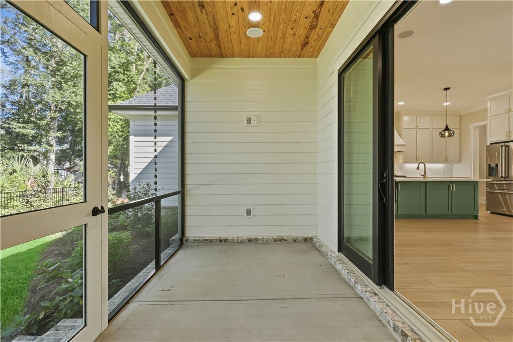 Image 49 of property listing at 73 Cane Patch Lane, Richmond Hill, GA 31324