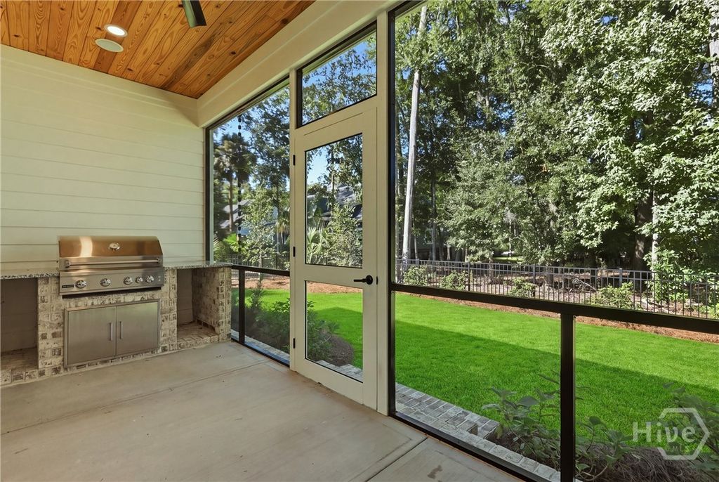 Image 50 of property listing at 73 Cane Patch Lane, Richmond Hill, GA 31324