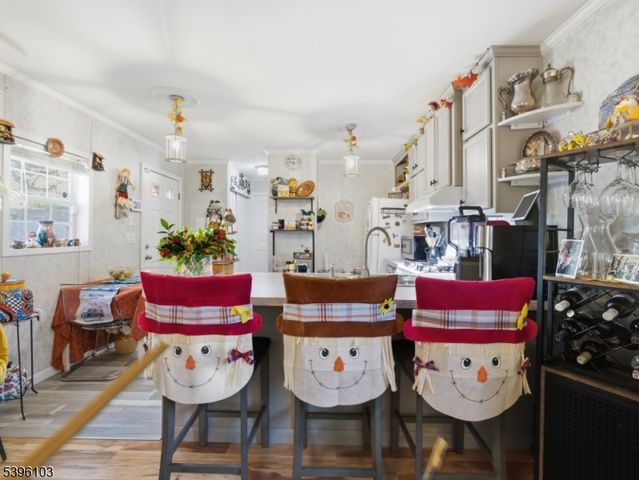 18 3rd St, Woodbridge Twp., NJ 07001