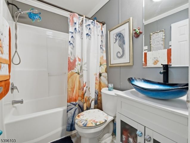 18 3rd St, Woodbridge Twp., NJ 07001