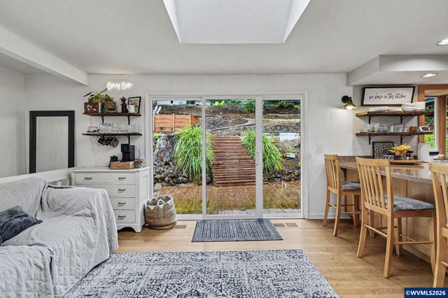 3270 Azalea Dr S, Salem, OR 97302