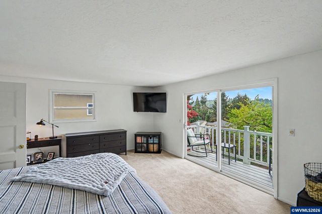 3270 Azalea Dr S, Salem, OR 97302