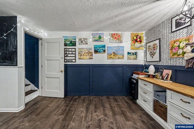 3270 Azalea Dr S, Salem, OR 97302