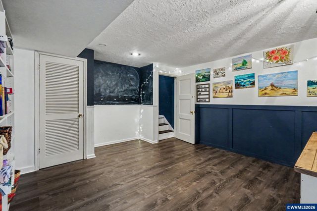 3270 Azalea Dr S, Salem, OR 97302