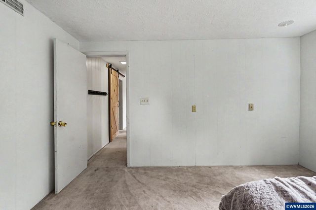 3270 Azalea Dr S, Salem, OR 97302