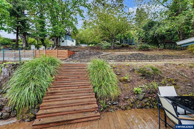 3270 Azalea Dr S, Salem, OR 97302