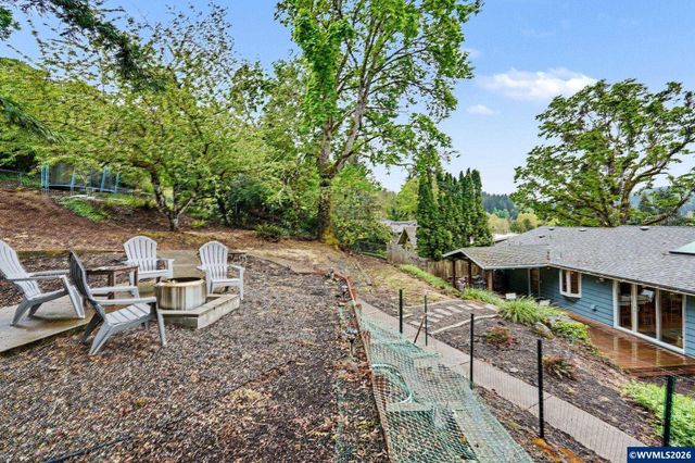 3270 Azalea Dr S, Salem, OR 97302