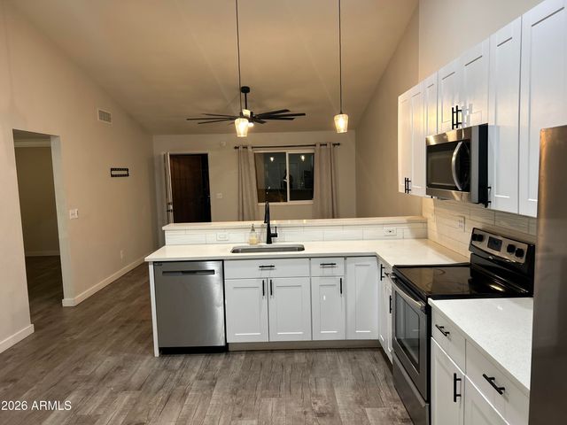 727 S HARTFORD Street 198, Chandler, AZ 85225