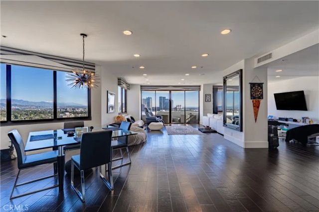 10560 Wilshire Boulevard 1706, Los Angeles, CA 90024