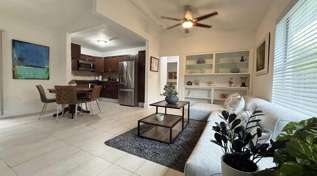 1302 S FEDERAL Highway, Lake Worth Beach, FL 33460
