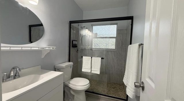 1302 S FEDERAL Highway, Lake Worth Beach, FL 33460