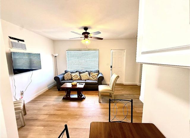 1302 S FEDERAL Highway, Lake Worth Beach, FL 33460