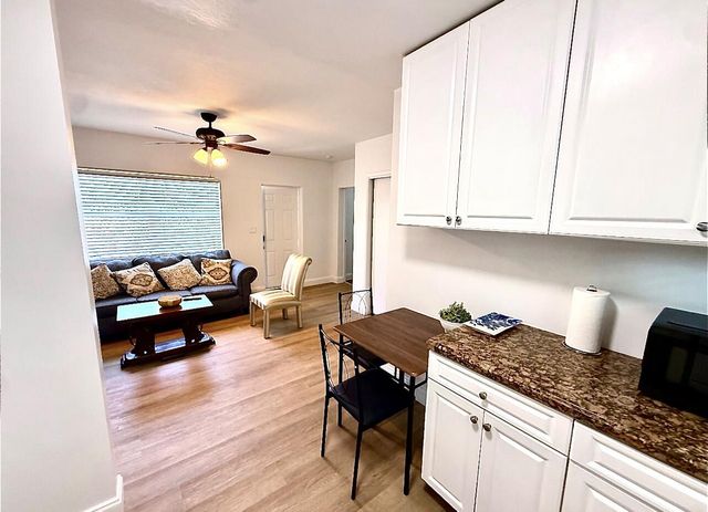 1302 S FEDERAL Highway, Lake Worth Beach, FL 33460