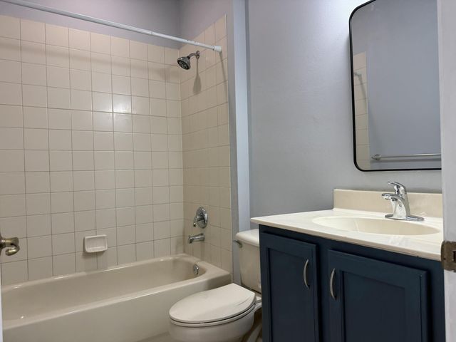 9084 Silver Glen Way, Lake Worth, FL 33467