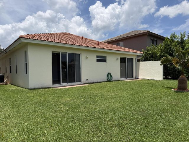 9084 Silver Glen Way, Lake Worth, FL 33467