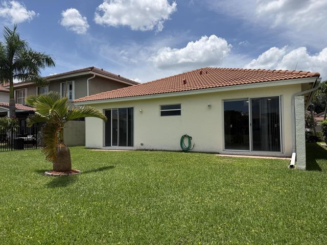 9084 Silver Glen Way, Lake Worth, FL 33467