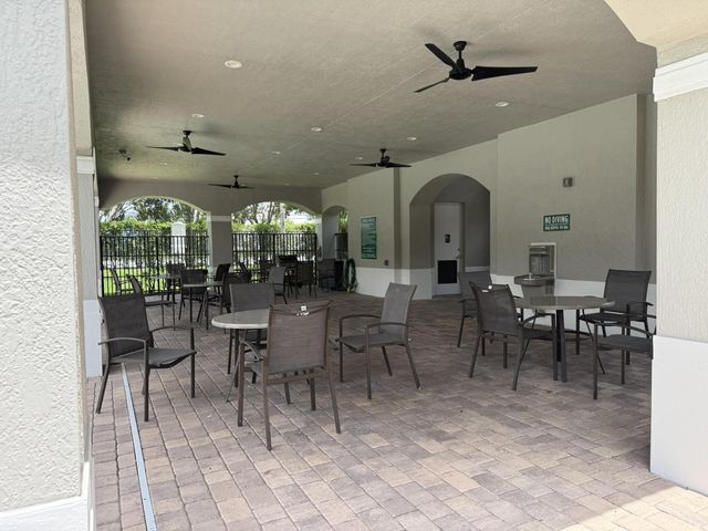 9084 Silver Glen Way, Lake Worth, FL 33467