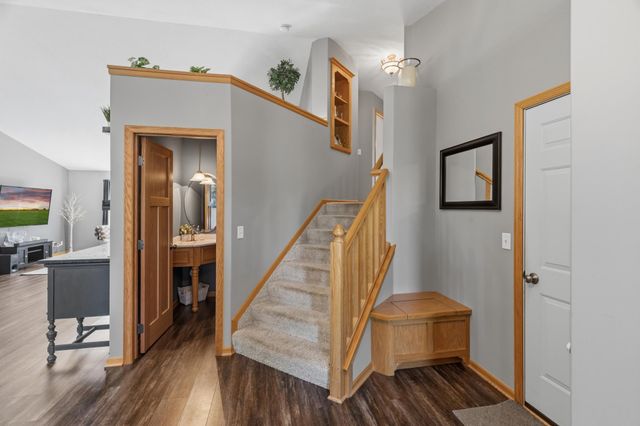 25157 Firefly Avenue, Wyoming, MN 55092