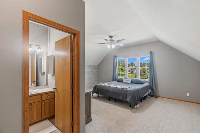 25157 Firefly Avenue, Wyoming, MN 55092
