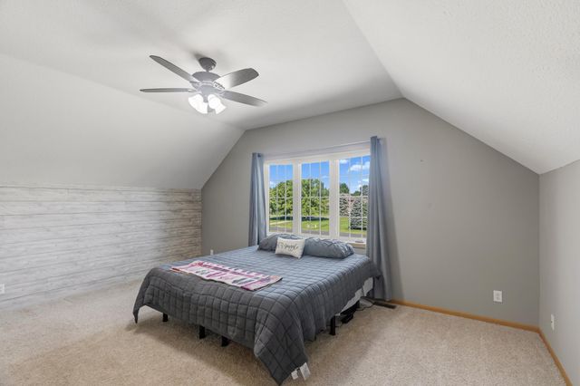25157 Firefly Avenue, Wyoming, MN 55092