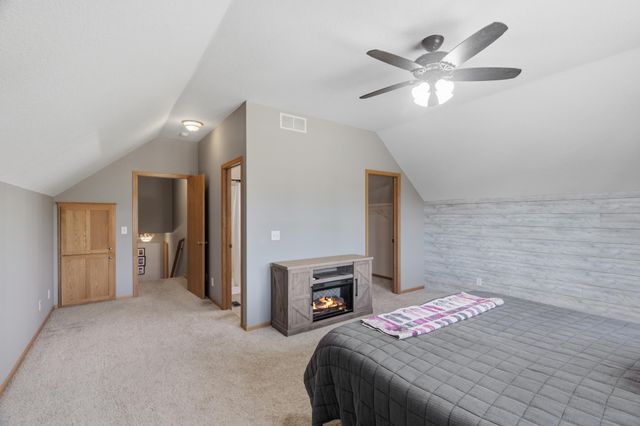 25157 Firefly Avenue, Wyoming, MN 55092