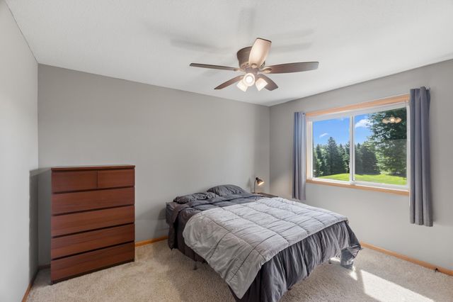 25157 Firefly Avenue, Wyoming, MN 55092