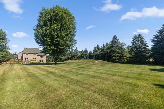 25157 Firefly Avenue, Wyoming, MN 55092