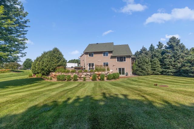 25157 Firefly Avenue, Wyoming, MN 55092