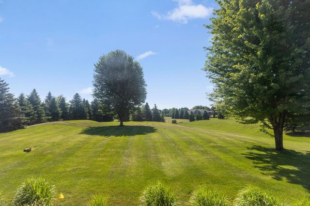 25157 Firefly Avenue, Wyoming, MN 55092