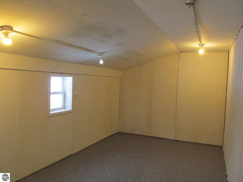 Image 23 of property listing at 4464 Wilson Road, Falmouth, MI 49632