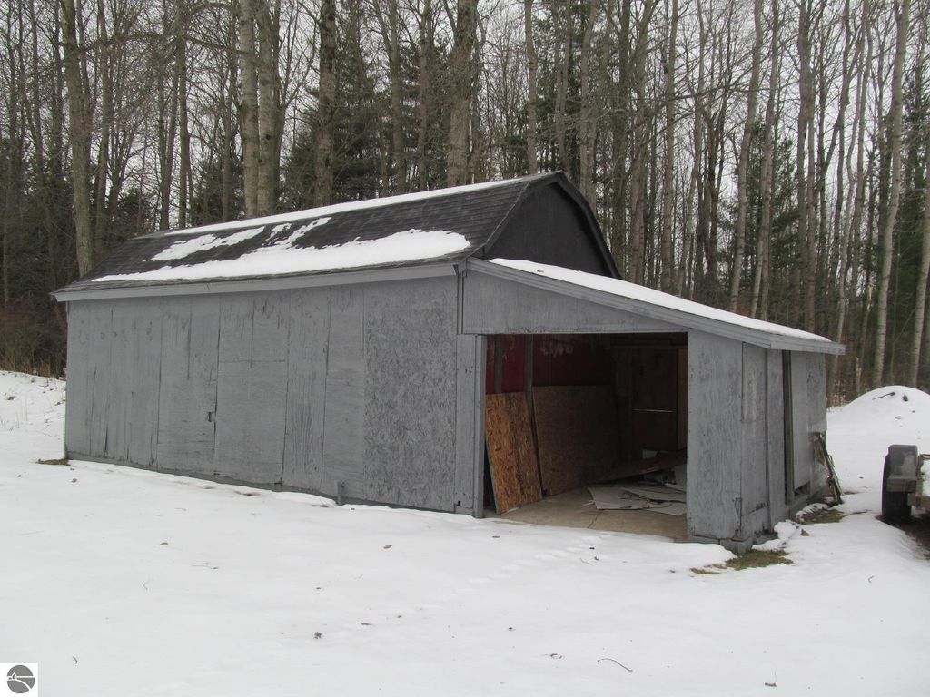 Image 26 of property listing at 4464 Wilson Road, Falmouth, MI 49632