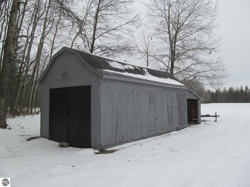 Image 27 of property listing at 4464 Wilson Road, Falmouth, MI 49632