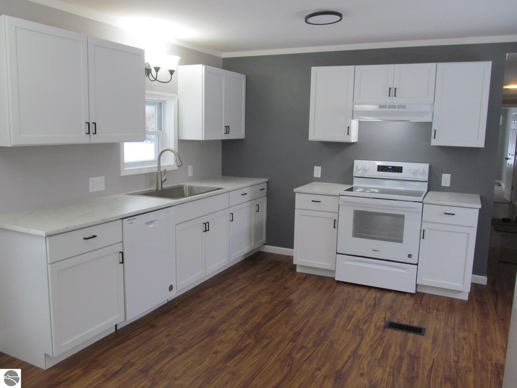 Image 3 of property listing at 4464 Wilson Road, Falmouth, MI 49632