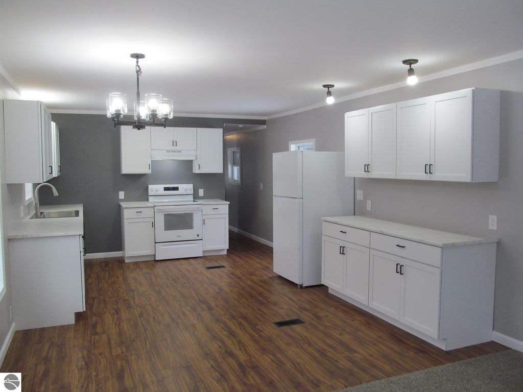 Image 7 of property listing at 4464 Wilson Road, Falmouth, MI 49632