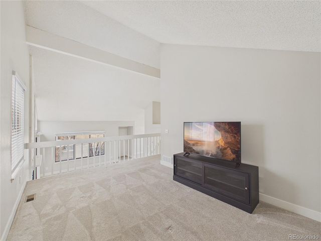 3752 S Genoa Circle B, Aurora, CO 80013