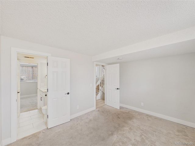 3752 S Genoa Circle B, Aurora, CO 80013