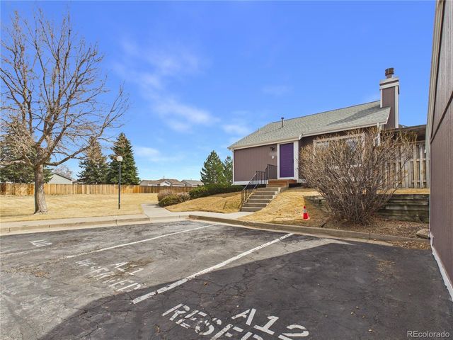 3752 S Genoa Circle B, Aurora, CO 80013