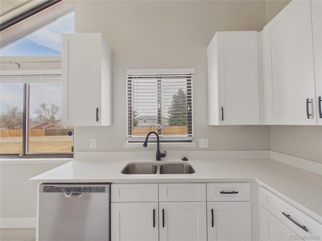 3752 S Genoa Circle B, Aurora, CO 80013