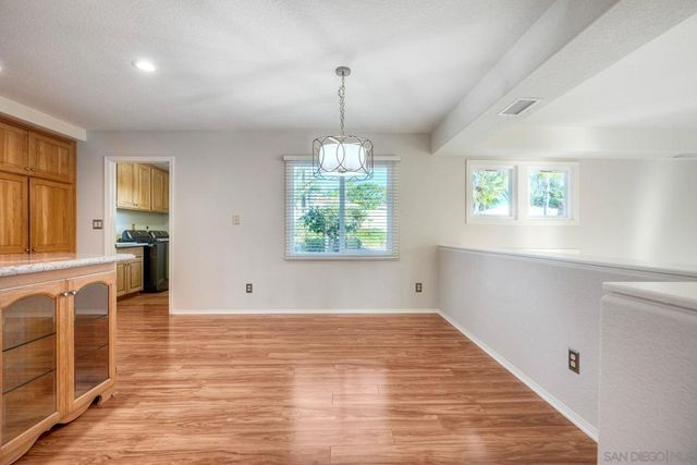 1930 MOUNTAIN VALLEY LANE, Escondido, CA 92029