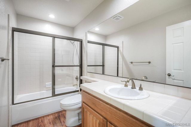 1930 MOUNTAIN VALLEY LANE, Escondido, CA 92029