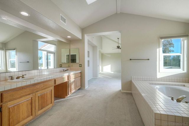 1930 MOUNTAIN VALLEY LANE, Escondido, CA 92029