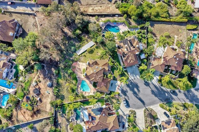 1930 MOUNTAIN VALLEY LANE, Escondido, CA 92029