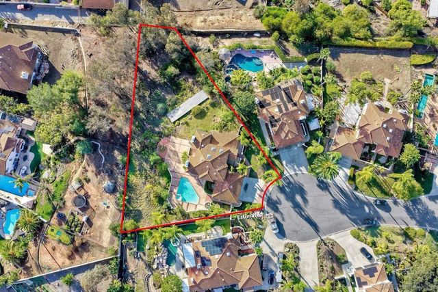 1930 MOUNTAIN VALLEY LANE, Escondido, CA 92029